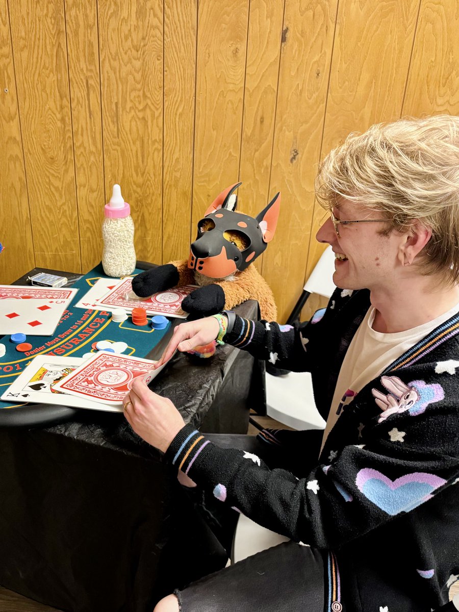 Rummi Fox tweet media