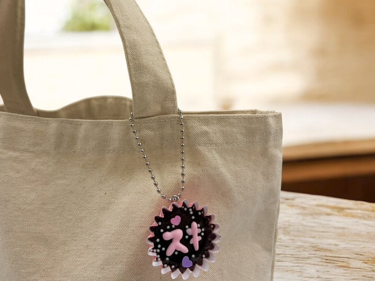 平成女児チョコボールチェーン 来週から順次登場します✨バッグや