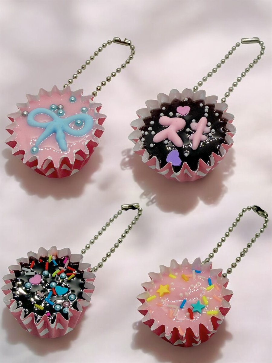 平成女児チョコボールチェーン 来週から順次登場します✨バッグや