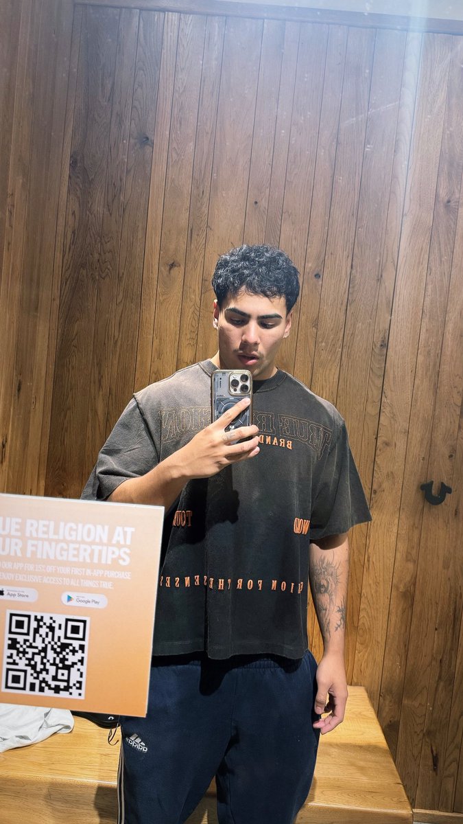 urusdabest's tweet image. At the mall (: #ontario #ie #socal