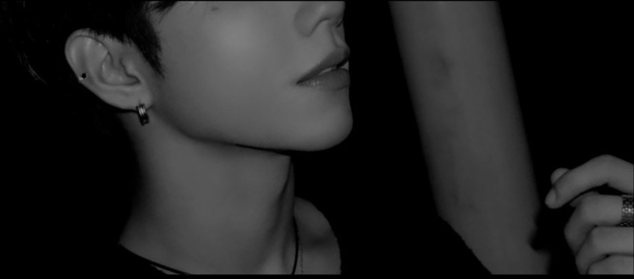 zam necesita terminar su tesis ฅ⁠^⁠•⁠ﻌ⁠•⁠^⁠ฅ tweet media