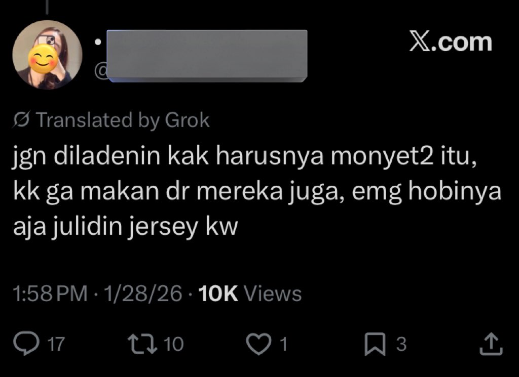 bbrp hari lalu ada dokter ngejelasin soal GERD dan berujung dikatain bodoh karena statement-nya berlawanan dengan keyakinan netizen

sekarang, orang orang yg melek HAKI dikatain monyet karena aware dengan orisinalitas jersey 

udah mo kiamat keknya dunia kebalik