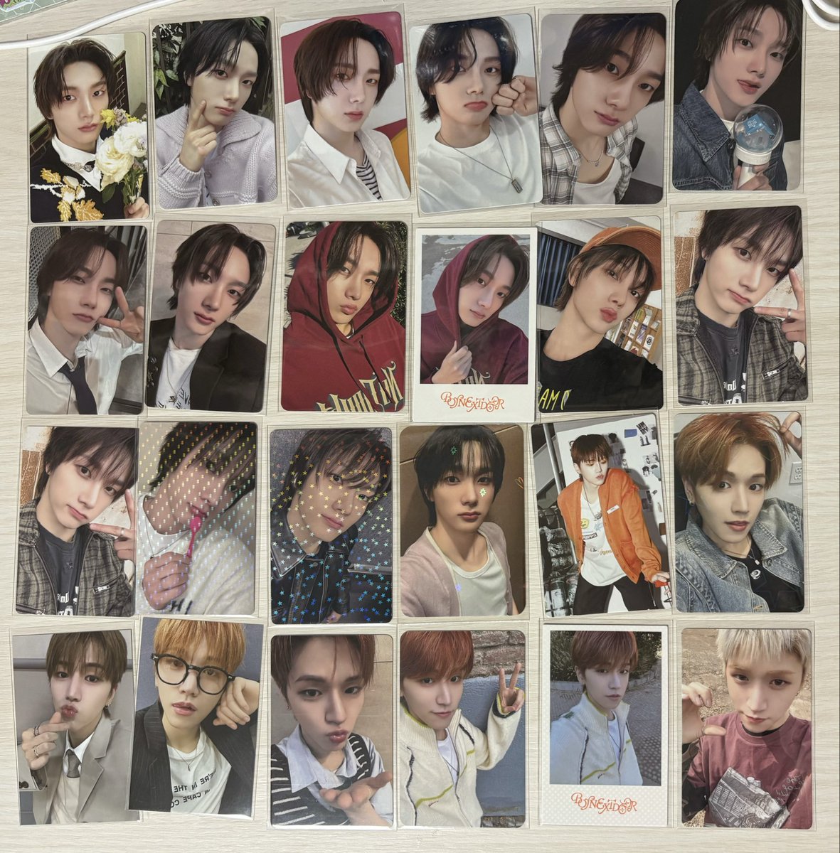 sn2ii_'s tweet photo. 보넥도 포카 85장 일괄 28에 양도합니다!! https://t.co/ycdrRCYmeV