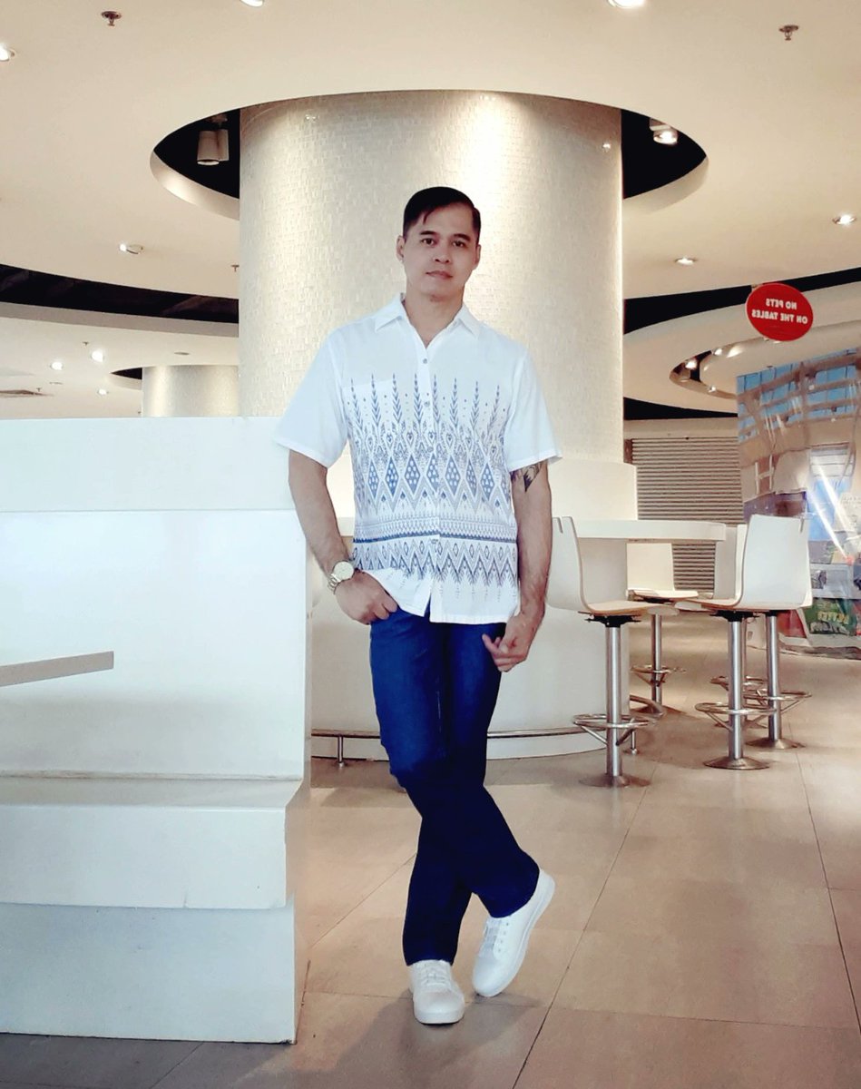 Alain Delon tweet media