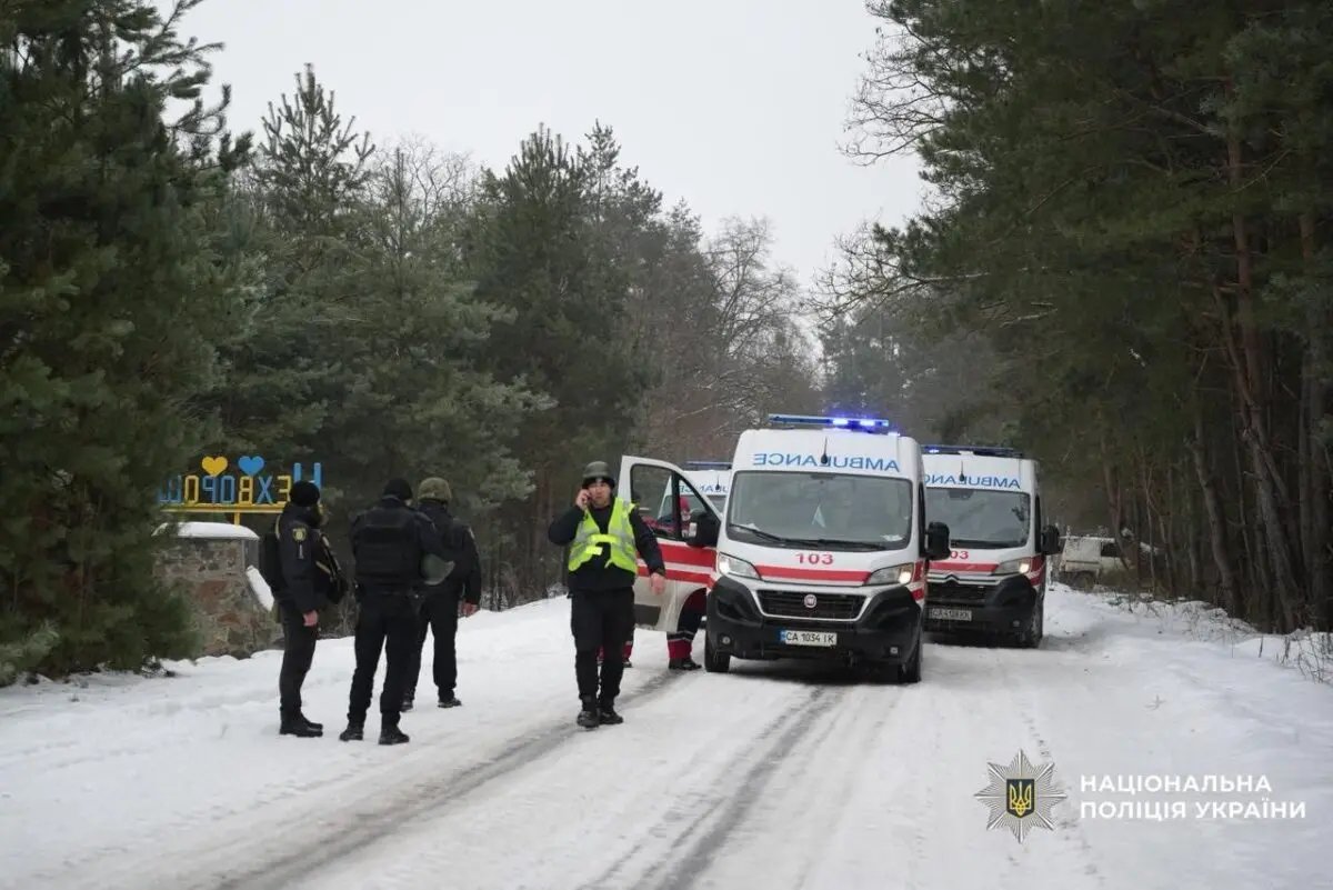 У трагедії на Черкащині з’явились нові деталі: Сергій Русінов, ветеран ЗСУ і родич Героя України, мав давній конфлікт із депутатом, що свого часу відвідував російські форуми з Путіним inforesist.org/ua/pleminnyk-g…