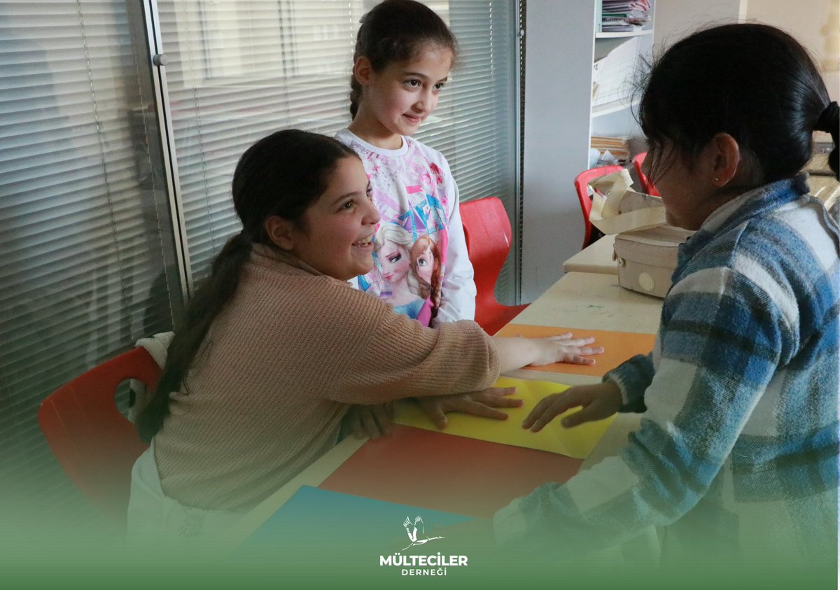 Refugees Association tweet media