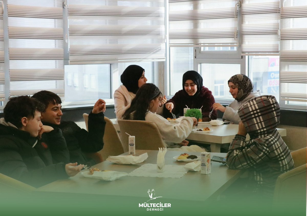 Refugees Association tweet media