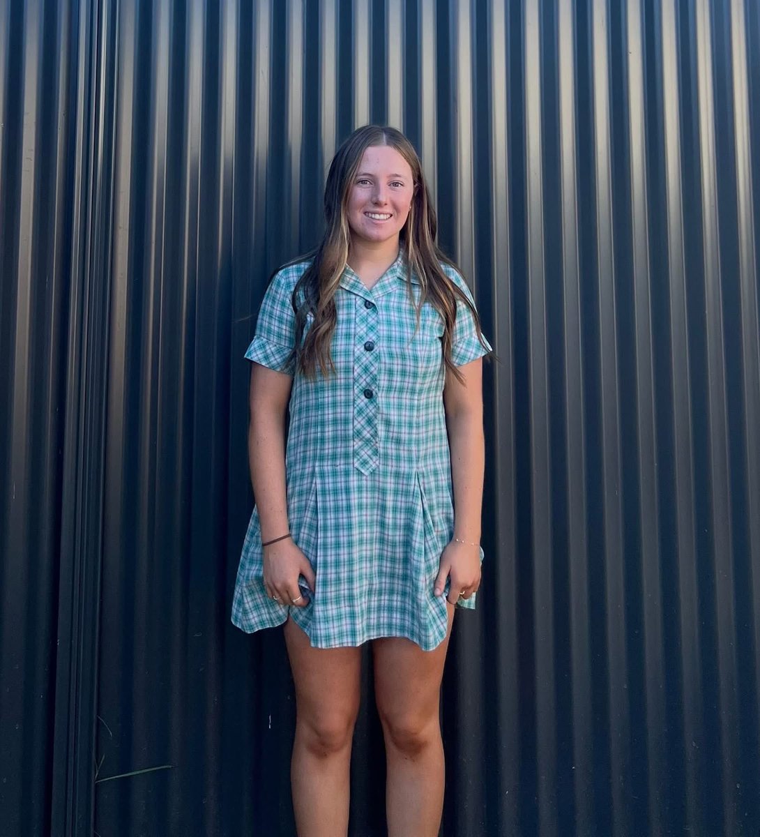 DanuelHoly's tweet image. Kenzie’s first, last day.  Hope you have the most amazing last year Kenz.  Enjoy the last year of school, you’ve made an amazing bunch of friends and I’m sure you’ll make many life long memories.  Here’s a flash back to your very first first day. #lastfirstday #holysinhenley