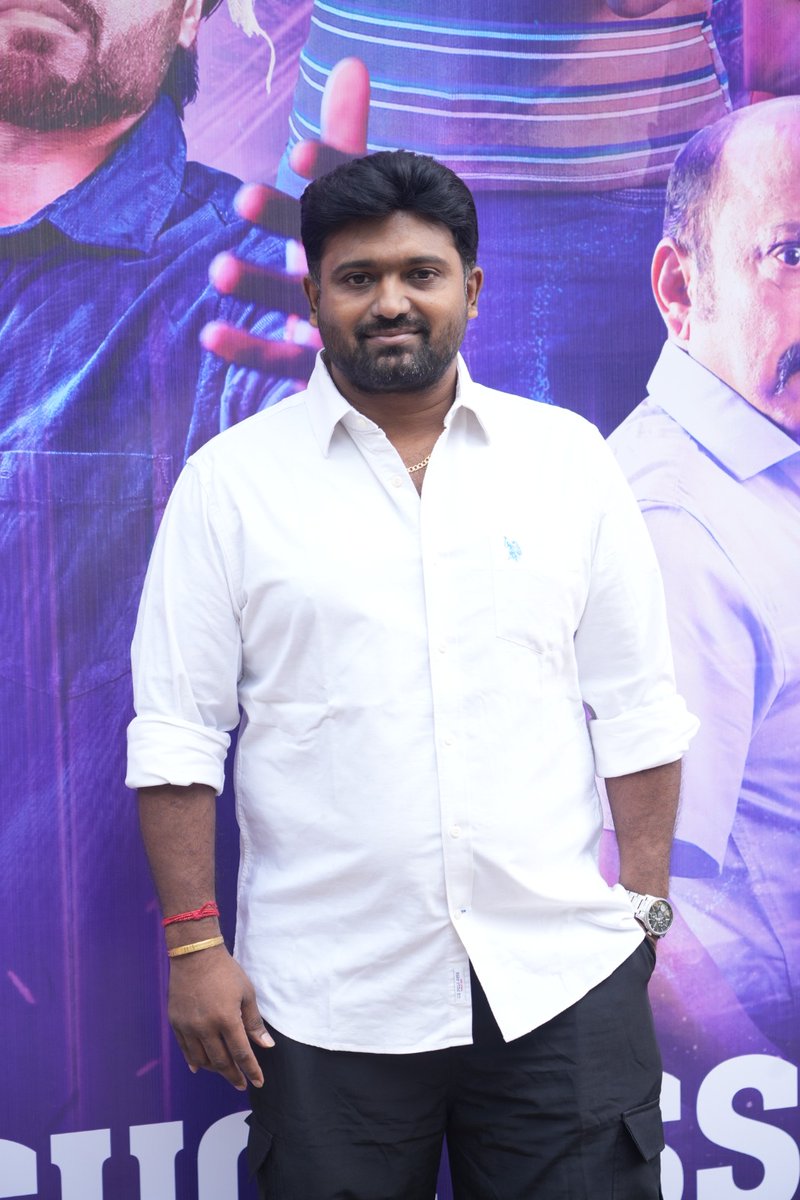 view7media tweet media