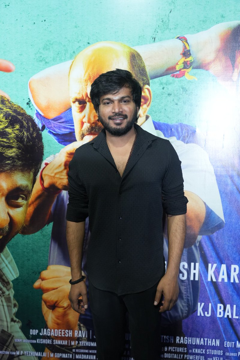 view7media tweet media