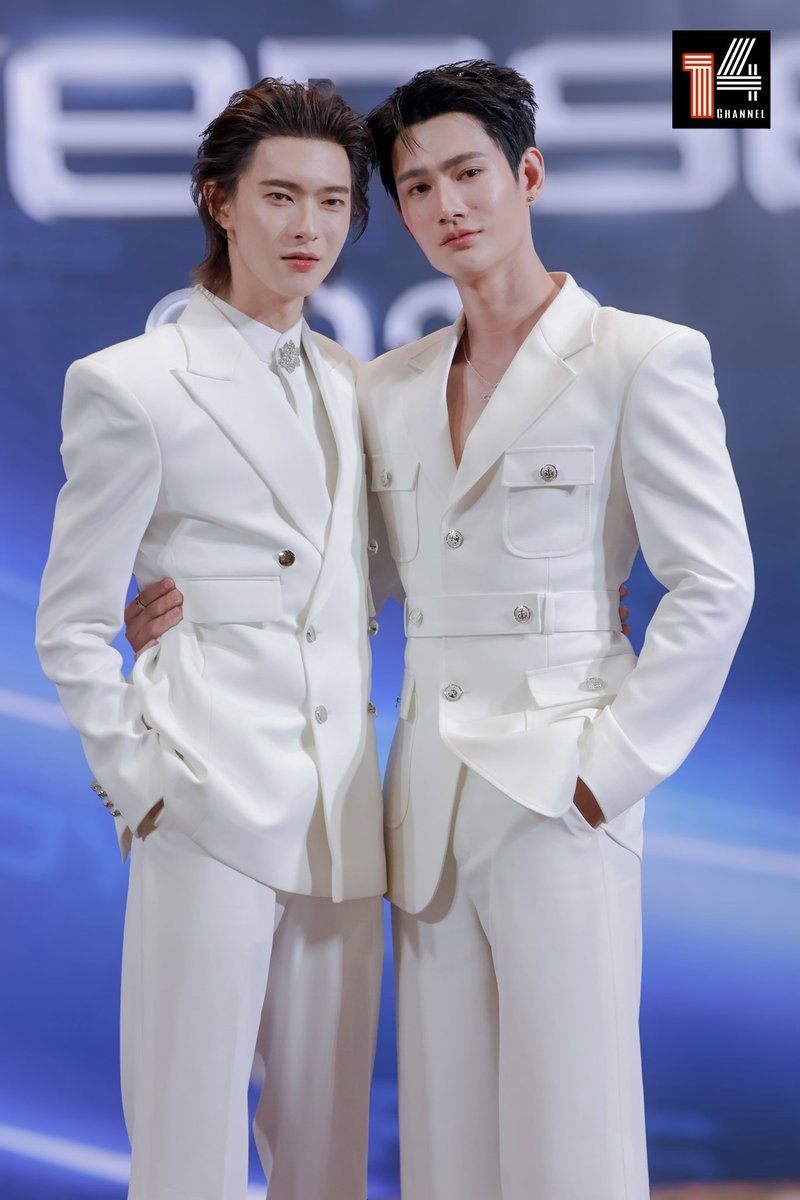 เอาหล่ะเริ่มเลย เป็นแก้วเป็นแสงสุดๆกับลุคของ “พูห์ - พาเวล“ ในงาน “CHANGEVERSE 2026“ LINE UP ✨

POOHPAVEL NEXT CHAPTER 
#CHANGEVERSE2026

CHANGE LINE UP 2026 
#PoohPavel #ppoohkt #pavelphoom  
#CHANGE2561