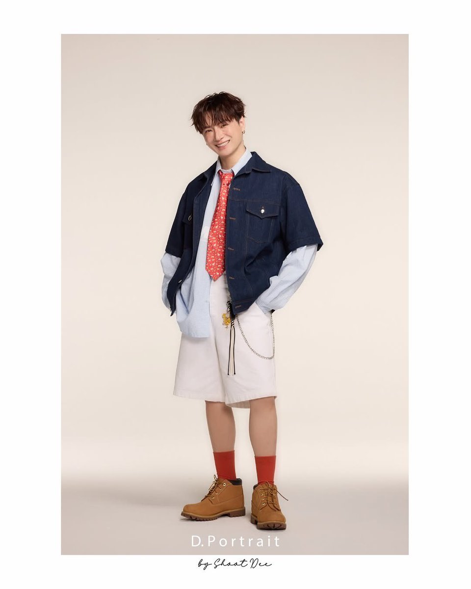 K R I S T ~ a g a i n 😅! ทำไมน่ารักจังเลย
#KristPerawat
Ig. d.portrait.shootdee