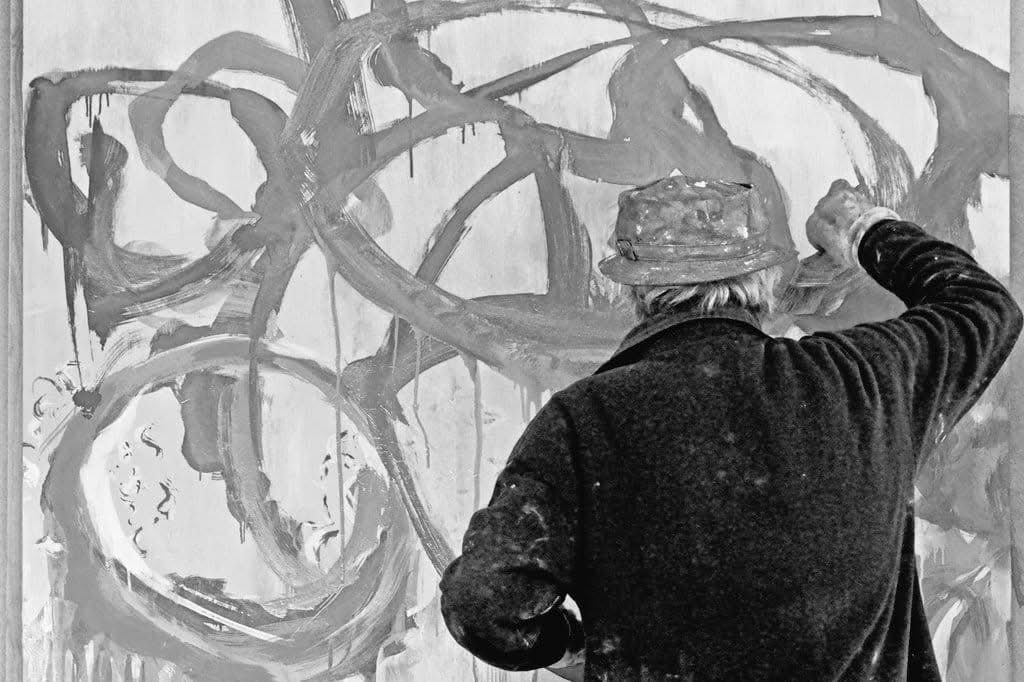 Yo he repetido una y otra vez que la pintura sin amor es solo color sin alma, pues bien, hoy puedo afirmar que todo lo que se hace por amor está bien hecho. 

Jorge Rando