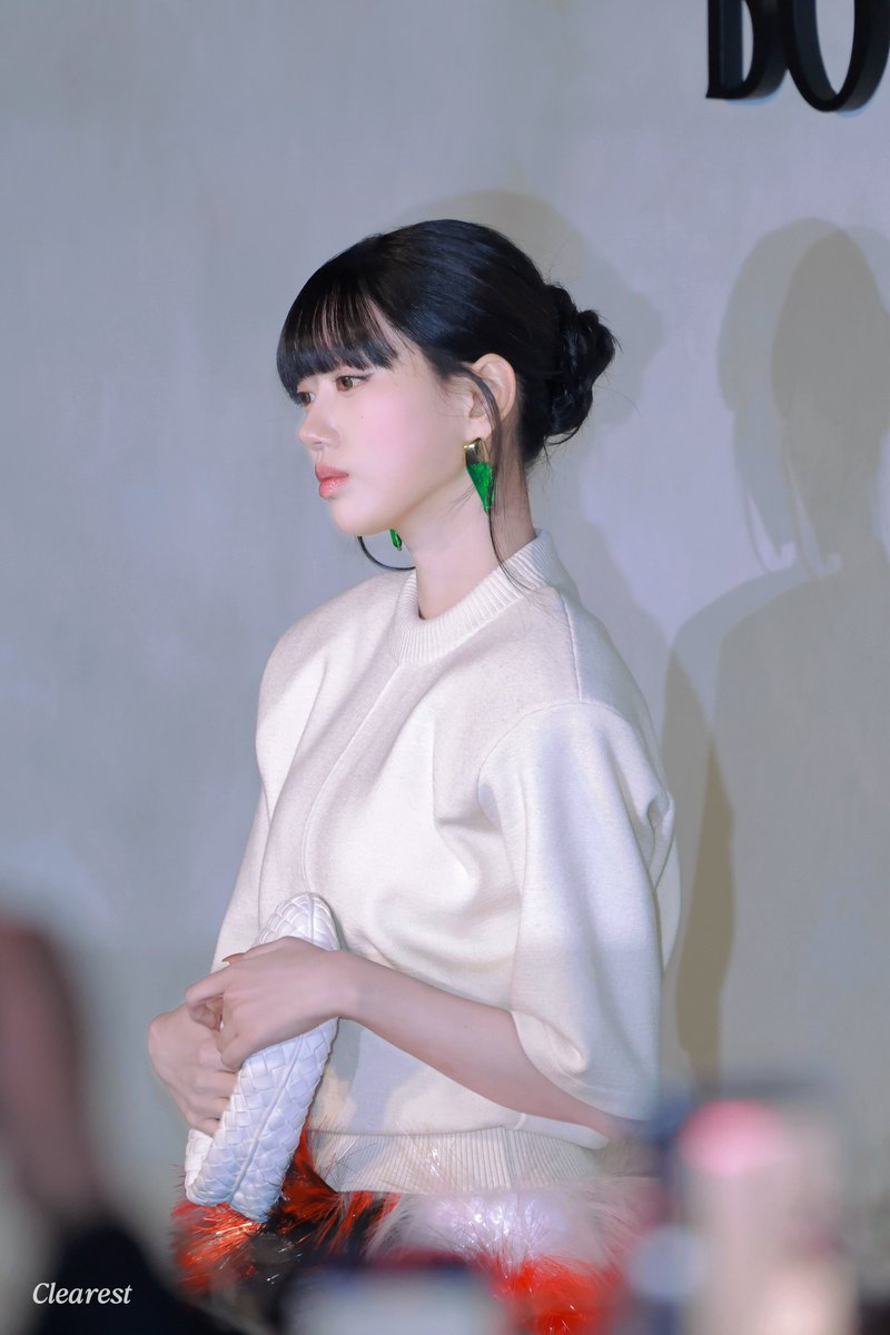 𝑪𝒍𝒆𝒂𝒓𝒆𝒔𝒕 tweet media