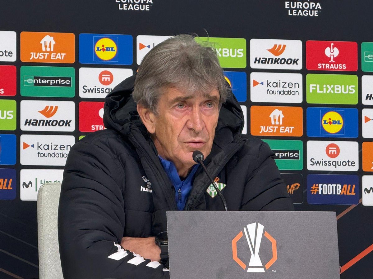 ✅ Pellegrini confirma en rueda de prensa que Aitor Ruibal, Antony y Abde estarán citados contra el Feyenoord.

↪️ Cucho Hernández, "en principio", no llega para el partido del domingo contra el Valencia. #RealBetis