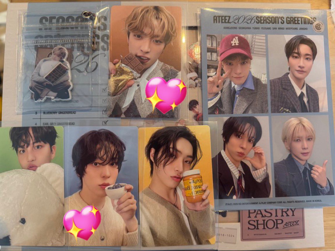 (U˙ᵜ˙U) tweet media