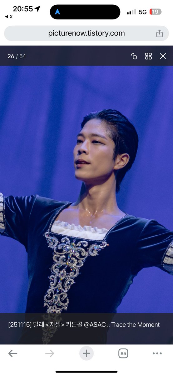 같은 사람이라는게 믿기지않아요🫨