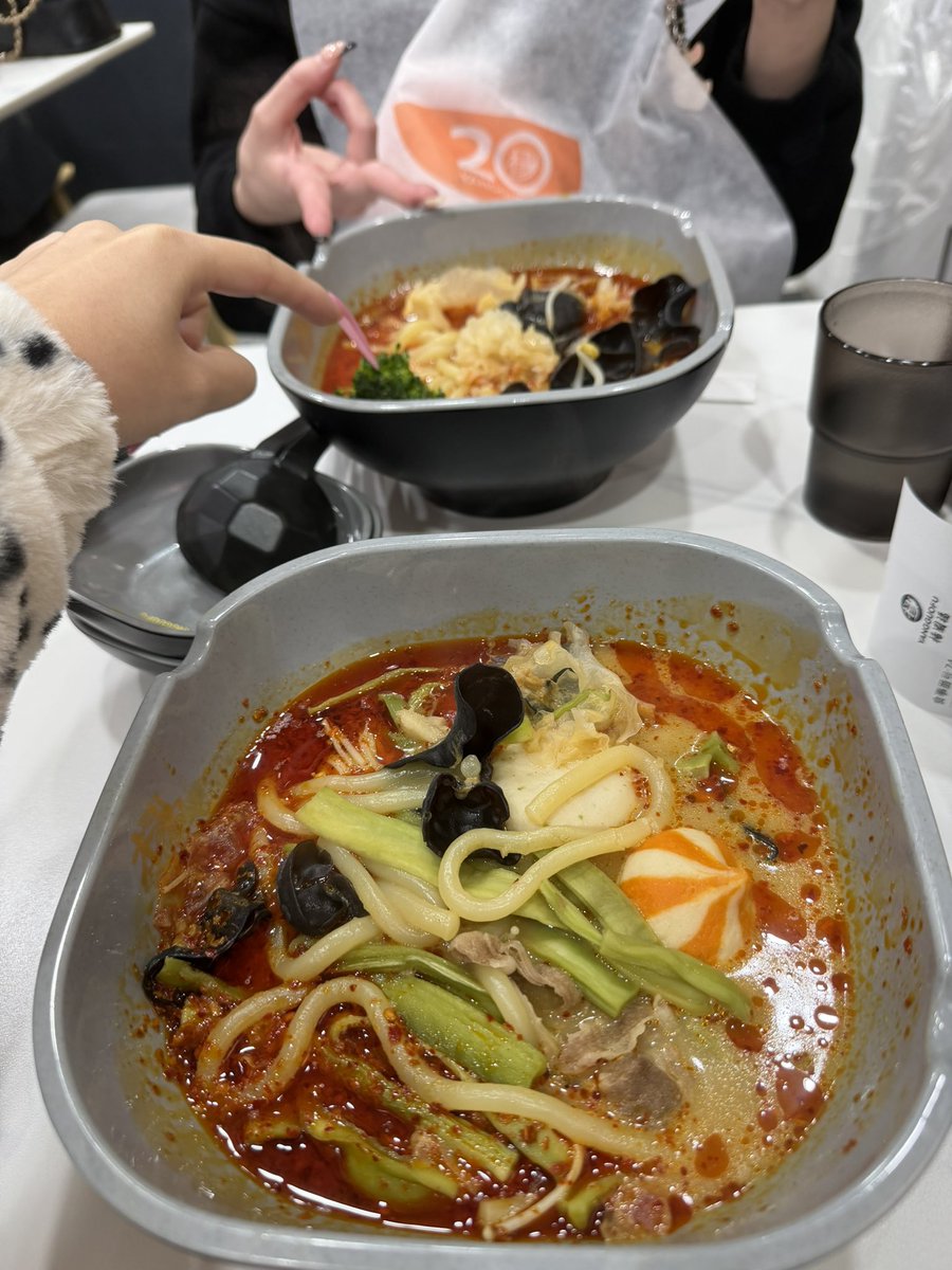 今日はみなみさんとデート(^з^)-☆ このお仕事始めたおかげで美女達と