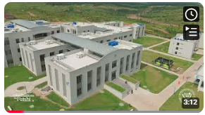 kinshasaweb's tweet photo. 🏗#Midimu #Bisalu #Misala #FatshiAzaNanu #CommunicationPrésidentielle #Réalisations #Infrastructures #lesœuvresenbéton #Bilembo #BilemboYaBeton #FatshiBéton 🏗 
Admirez la beauté de l'Université de Kananga construite par Fatshi https://t.co/6xX6UemM2U via @YouTube https://t.co/14x9BvqPkZ