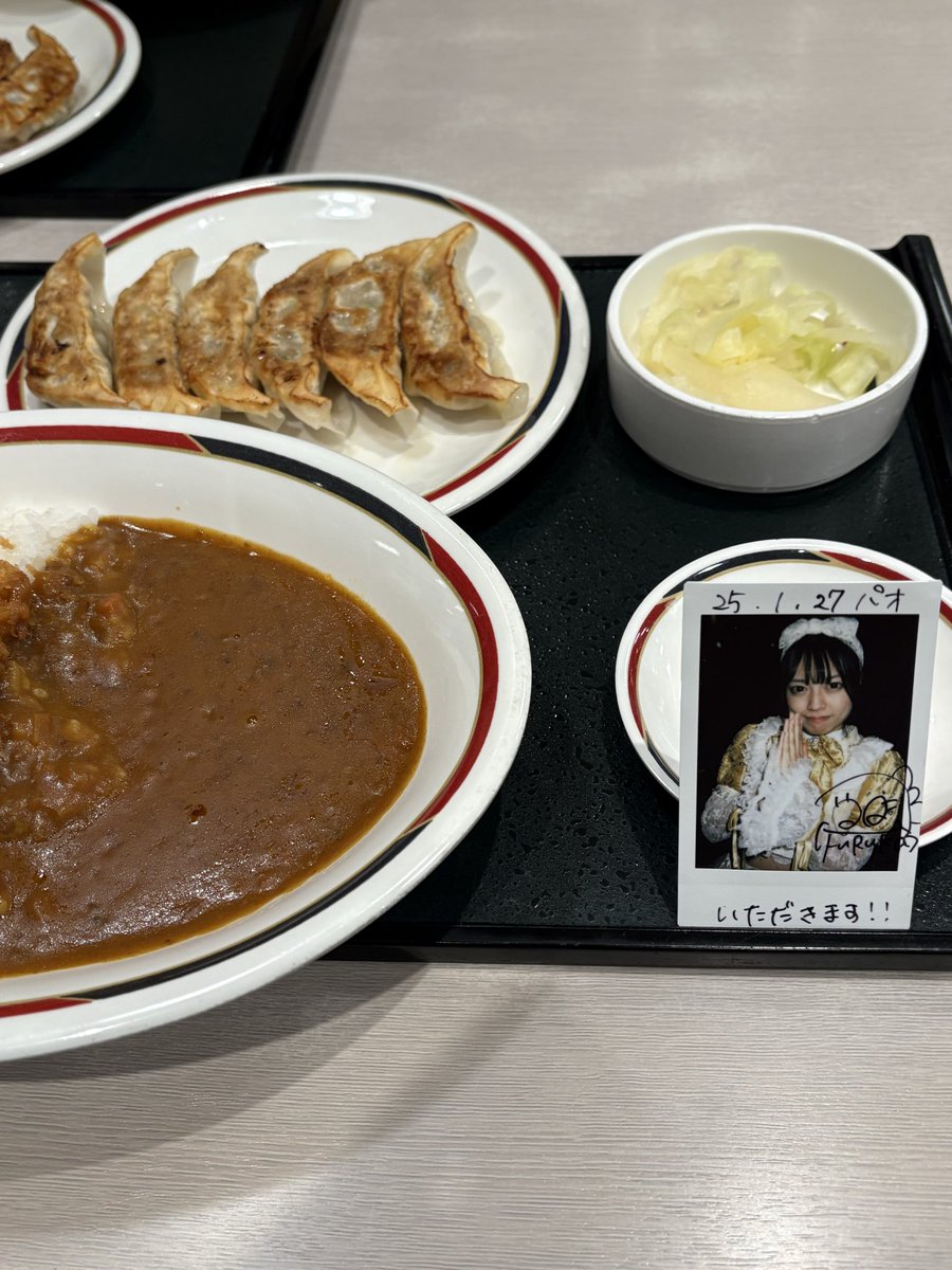 minazuki_saga's tweet photo. 2026 1/28
BiVi新さっぽろ
ふるかちゃんとのチェキ
帰りに食べました🍛
#ISCREAMSCREAM
#藤堂ふるかちゃん💛 https://t.co/RaFKIDrt56