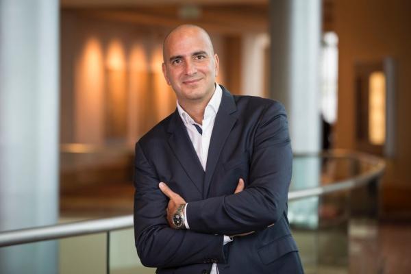 📣 Las Tres Preguntas | Hoy: <a href="/PalaBlockchain/">Pala Blockchain</a>
Hablamos con Rodolfo Vigliano, cofundador y CEO de Pala Blockchain, sobre el mercado y cómo la tecnología permite digitalizar activos en blockchain. 🚀
pool-economico.com.ar/novedades/7401…