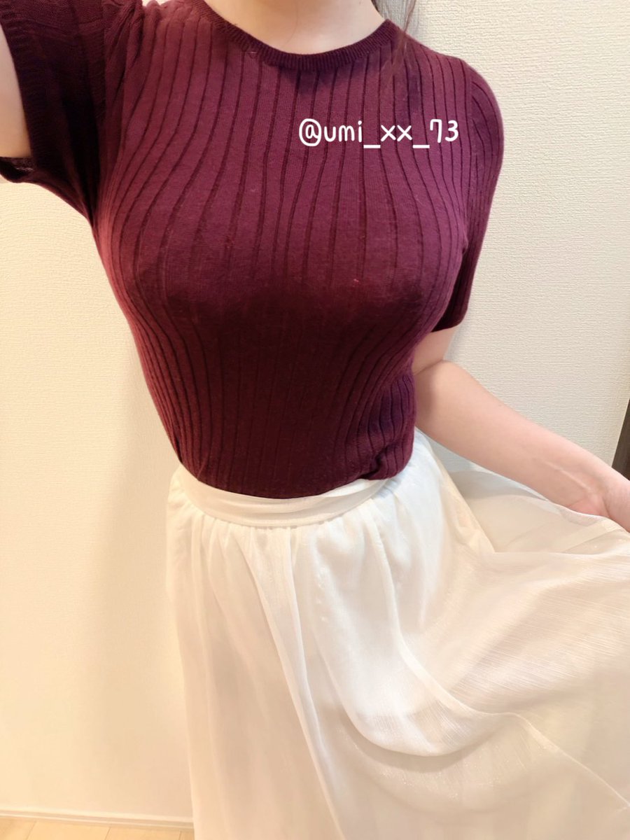 umi_xx_73's tweet photo. 正直、こういうギャップある体型ってどう思う？ https://t.co/SXBenMeOpT