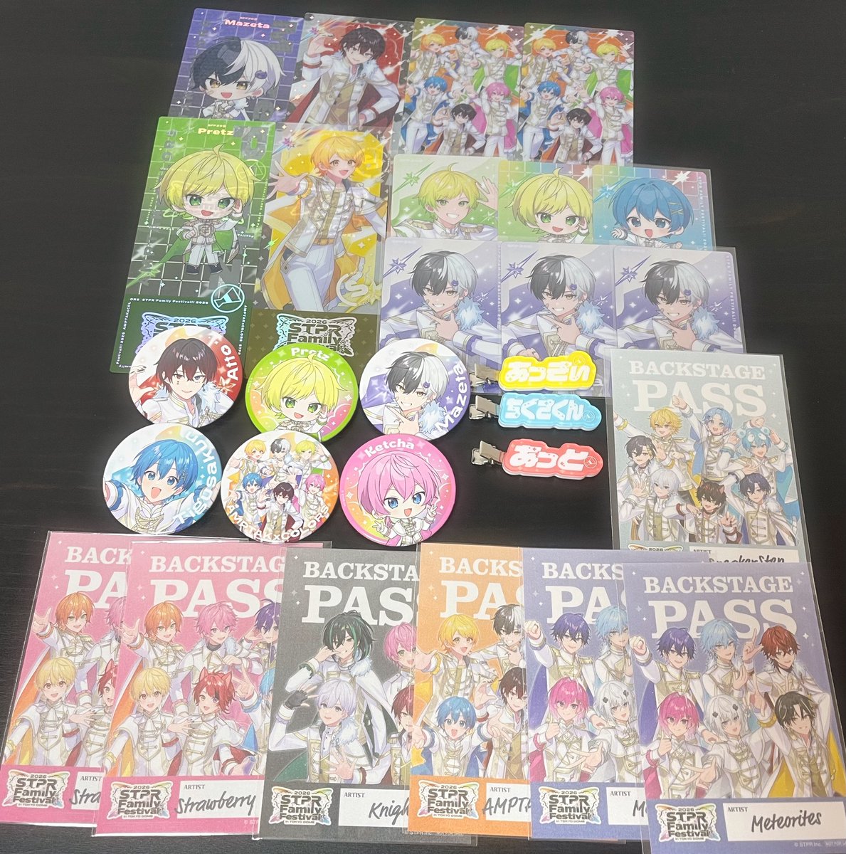 こんな感じ！！💜🩷✨️ 缶バ開封の時2回連続神回すぎてwww動画撮った