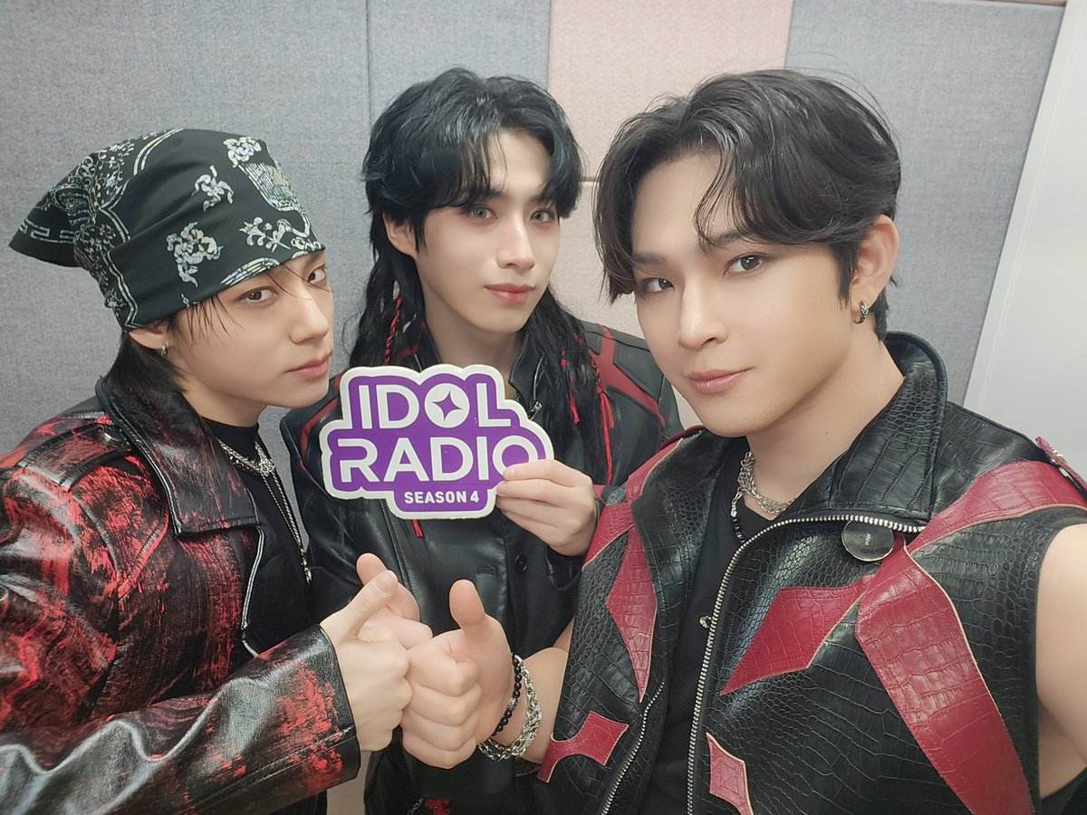 idolradiokorea's tweet photo. 잠시 후, 아이돌 라디오4 #ep193 원어스 (스페셜 DJ 건희)와 함께하는 스트리밍 방송이 시작됩니다

📲 MBC RADIO 공식 Youtube 채널에서 라이브 스트리밍
https://t.co/cK3kv6BPKW

@official_ONEUS

#MBC #IDOLRADIO #아이돌라디오 #원어스 #ONEUS #原 #Grenade https://t.co/rHWgOFbeuN