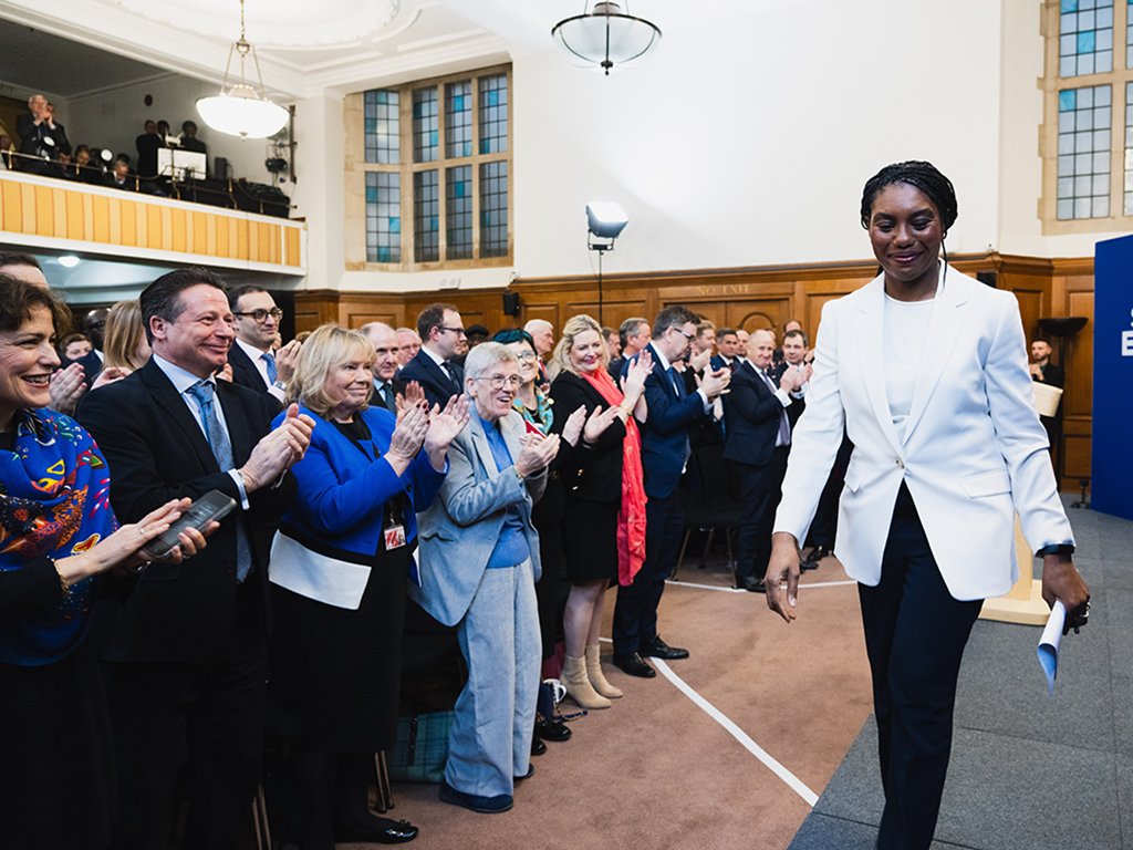 Conservatives tweet media