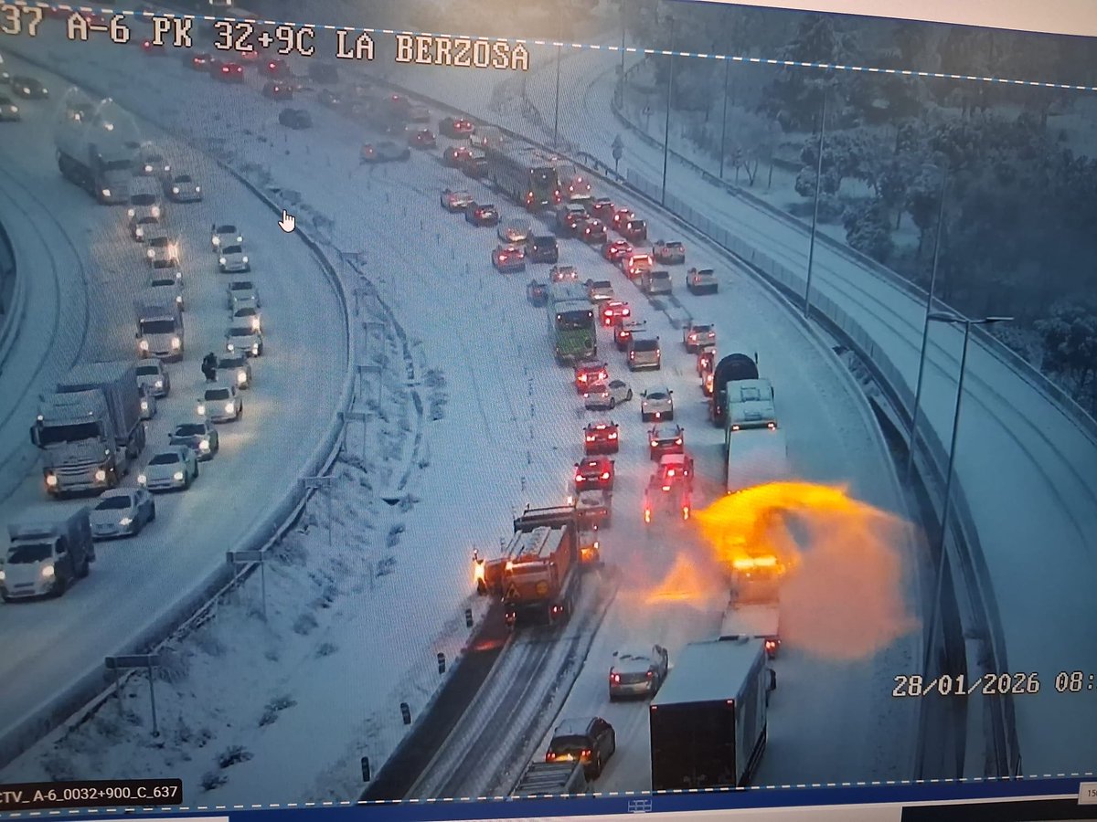 InfoVlogger tweet media