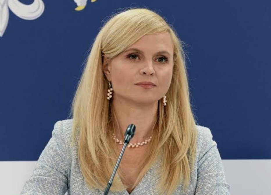 Prof. Katarzyna Pisarska:
 "Polska nie powinna wchodzić do Rady Pokoju. To inicjatywa prezydenta Trumpa - ta Rada to prywatna instytucja. Jeśli ktoś chce do niej prywatnie przystąpić, to może to zrobić. Do tej pory wchodzą tam głównie państwa z trudną sytuacją międzynarodową"