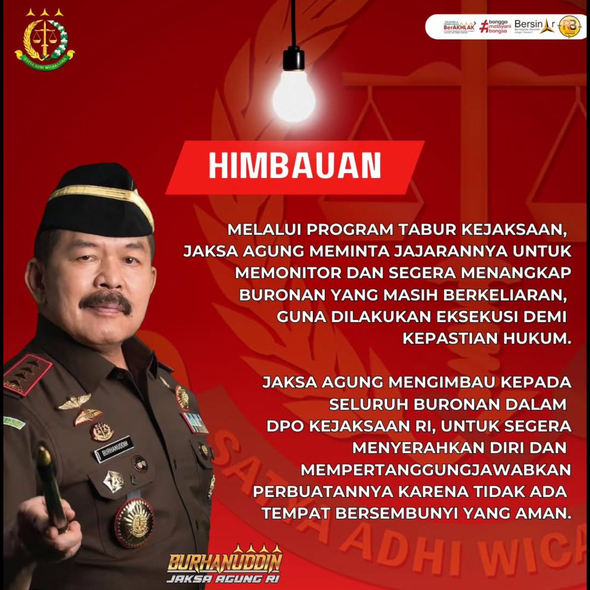 Ter... Silfester
Tuh liat. Elu DIHIMBAU untuk menyerwhkan diri sama <a href="/KejaksaanRI/">Kejaksaan RI</a> 

Ayo lah, Ter. 
Biar Kejaksaan keliatan oke 

28 Januari 2026
2445 HARI NGAPAIN AJA!?