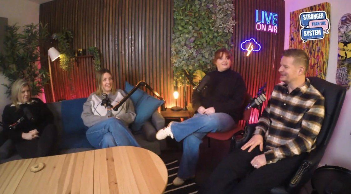 Lee Healey tweet media