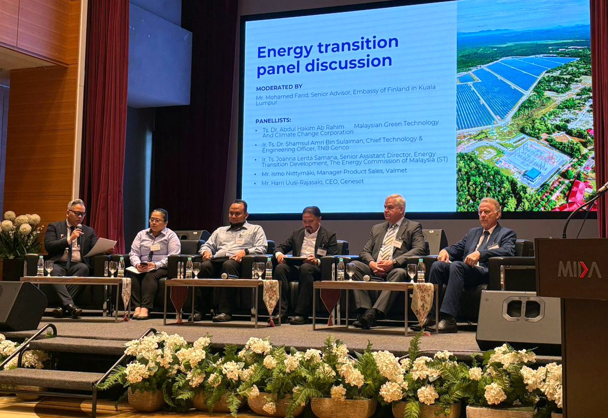 Finnpartnership's tweet image. 🇲🇾🇫🇮 Altogether 12 Finnish companies are in Malaysia this week, taking part in the Doing Business with Finland seminars in Kuala Lumpur and Johor Bahru. The focus: creating connections and building partnerships in 3 key sectors: energy transition, education and digitalisation.🤝