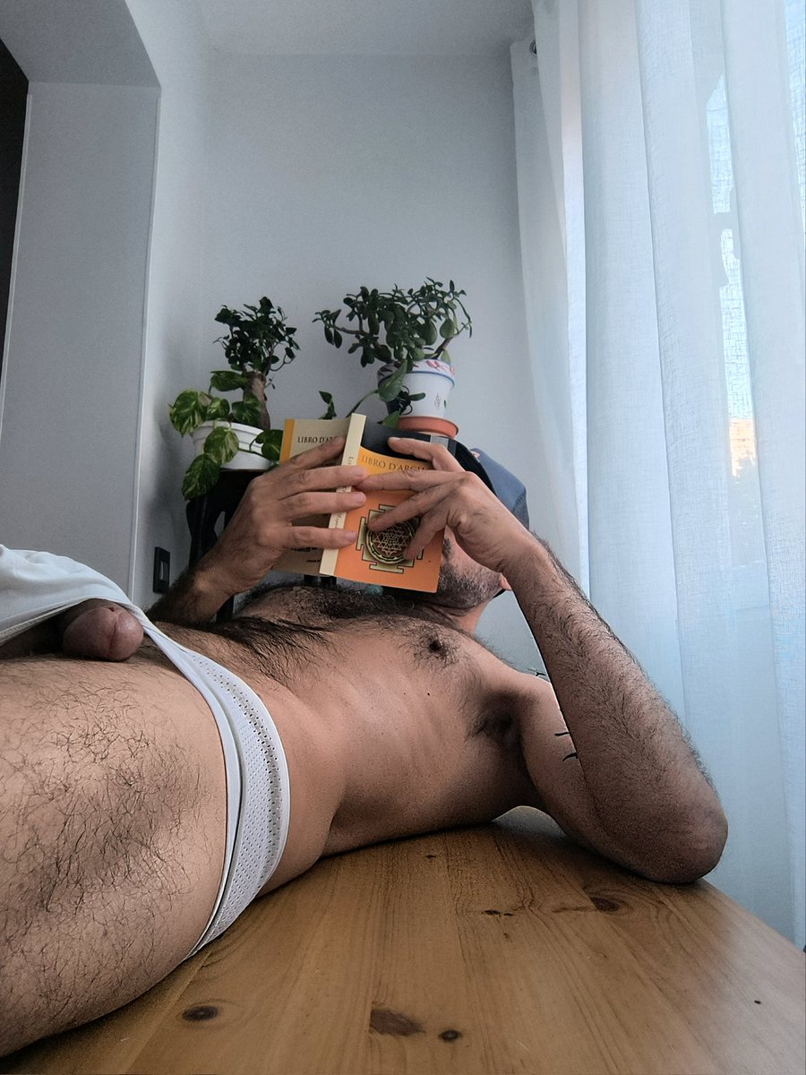 El miércoles ha decidido venirse arriba: nieve en Madrid y lluvia al mismo tiempo. Sí, como si el cielo no se pusiera de acuerdo y dijera: “venga, todo a la vez”. Yo, mirando por la ventana con cara de “¿pero esto qué es?”, y el cuerpo pidiendo a gritos verano, terrazas y calor.