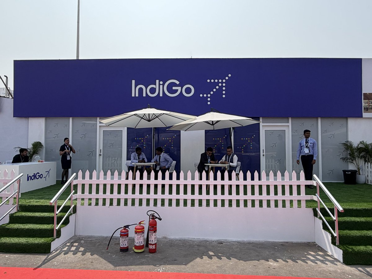 IndiGo tweet media