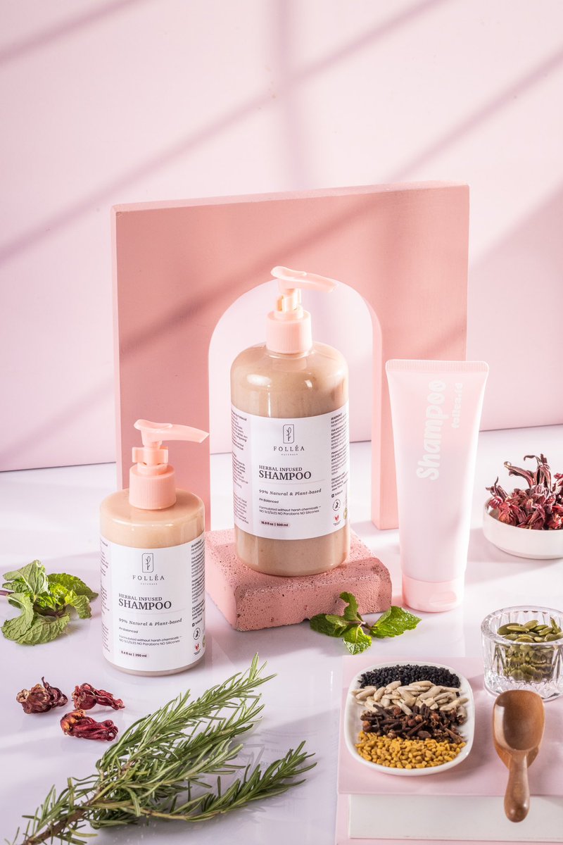 debbiiedebo's tweet photo. Shampoo LENGKAP &amp; MURAHH??
NO SLS/SLES, Mengurangi Rontok, Ketombe, Gatel2, NO PARABEN NO Silicon NO Alkohol, NO Phenoxyethanol/EDTA/DEA, Tidak Lepek, Tidak Keset, BERBUSA.
Biotin, Aloe Vera, Ginseng, Panthenol, Vit E
Cobain punya Follea deh 🌸
https://t.co/OpSw0uoMU6 https://t.co/A0YcqhTiMm