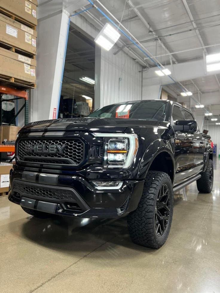 TylerPerry8340's tweet image. My Love 😍 ❤️
If I decide to give you The Truck for free for the upcoming valentine 💘 now how will you use it did you use it wisely what is the first thing you will do with it ?