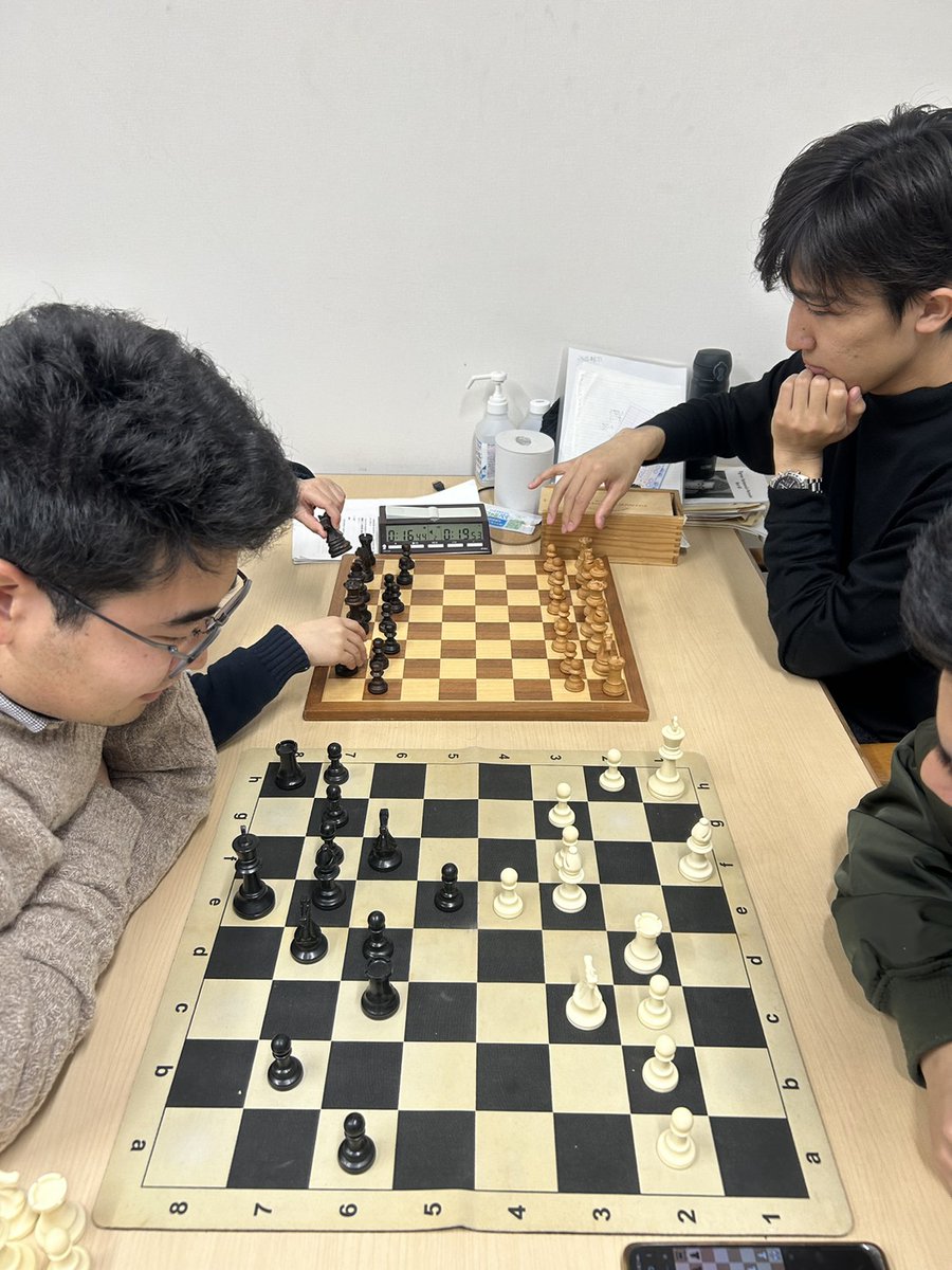 本日1/28(水) 
18:00〜20:00
第1文化サークル棟で活動してます🥳

場所はこちら🔽
maps.app.goo.gl/1GMiVFgnBwDfF1…

#チェス #ボドゲ #春から名大 #大学サークル #インカレ #チェス好きと繋がりたい #ボードゲーム好きと繋がりたい #chess #chessclub #CHECKMATE