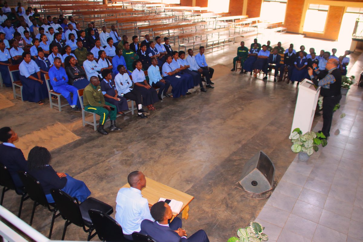 Gasore S. Foundation tweet media