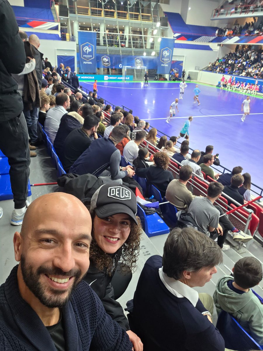 CrosneFC's tweet photo. #francebelgique match de préparation de l'équipe de France @FFF pour L'Euro en Lettonie
Merci pour l'invitation ! @CouchouxP @LPIFF75
@fifida https://t.co/ZdgcLf91tb