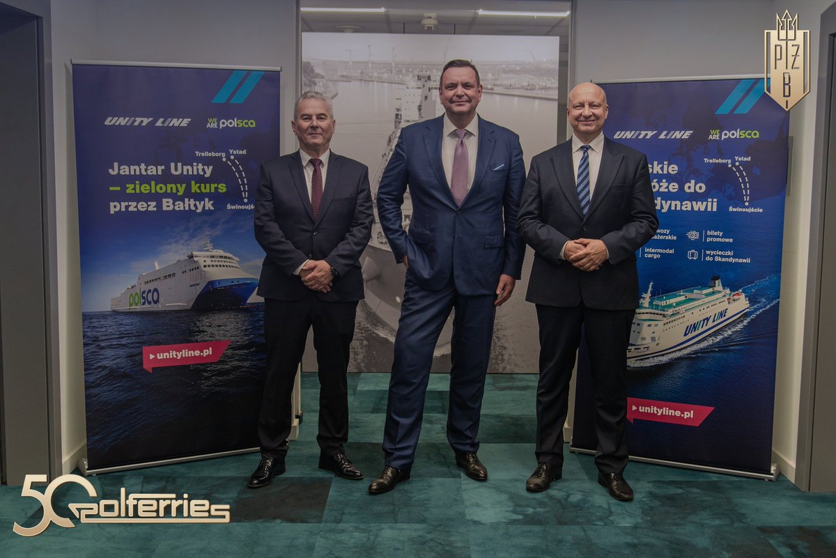 Wczoraj podpisano umowę objęcia akcji w nowo powołanej spółce POLSCA S.A.

Jako filar tego projektu, łączymy pół wieku doświadczenia z nowoczesną strategią rozwoju. 

Akcjonariusze POLSCA S.A.:
1. Polska Żegluga Bałtycka S.A.
2. Unity Line 
3. EuroAfrica 

We are POLSCA!