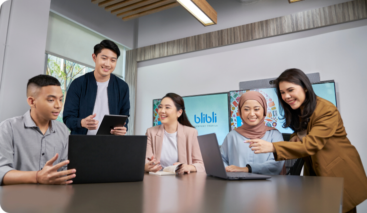 bliblidotcom's tweet photo. Ada yang mau 100 ribu?!
𝑵𝑲𝑲𝑪𝑯𝑰 yuk, Nanti Kita Kasih Cepek Hari Ini!
• Quote persentase isi kegiatan di hidup kamu! (contoh : 70% di tempat kerja, 15% di jalan, 10% di rumah, 5% main)
• FOLLOW @bliblidotcom
+ RT LIKE tweet ini
• Pemenang acak!

CekDuluDiBlibli NoBlablaDiBlibli