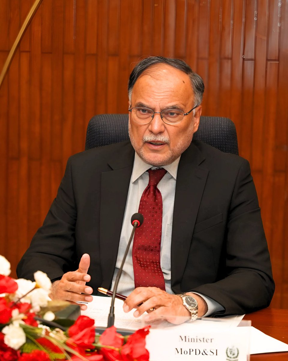 The_Nation's tweet photo. Ahsan Iqbal declares Gwadar development national priority
https://t.co/IXYnvsmZ3X
#DevelopmentalProjects
@betterpakistan https://t.co/4Y6n1Y34Yw
