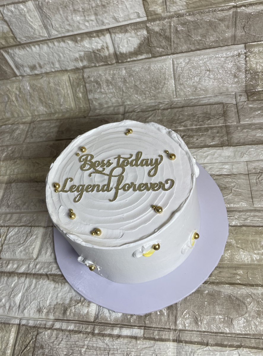 mohavenbakery's tweet image. So cute and pretty🫢🫢
Description
7inch 
2layers of redvelvet 
Whipped cream frosting

Price #35K

📍Ile-Ife
