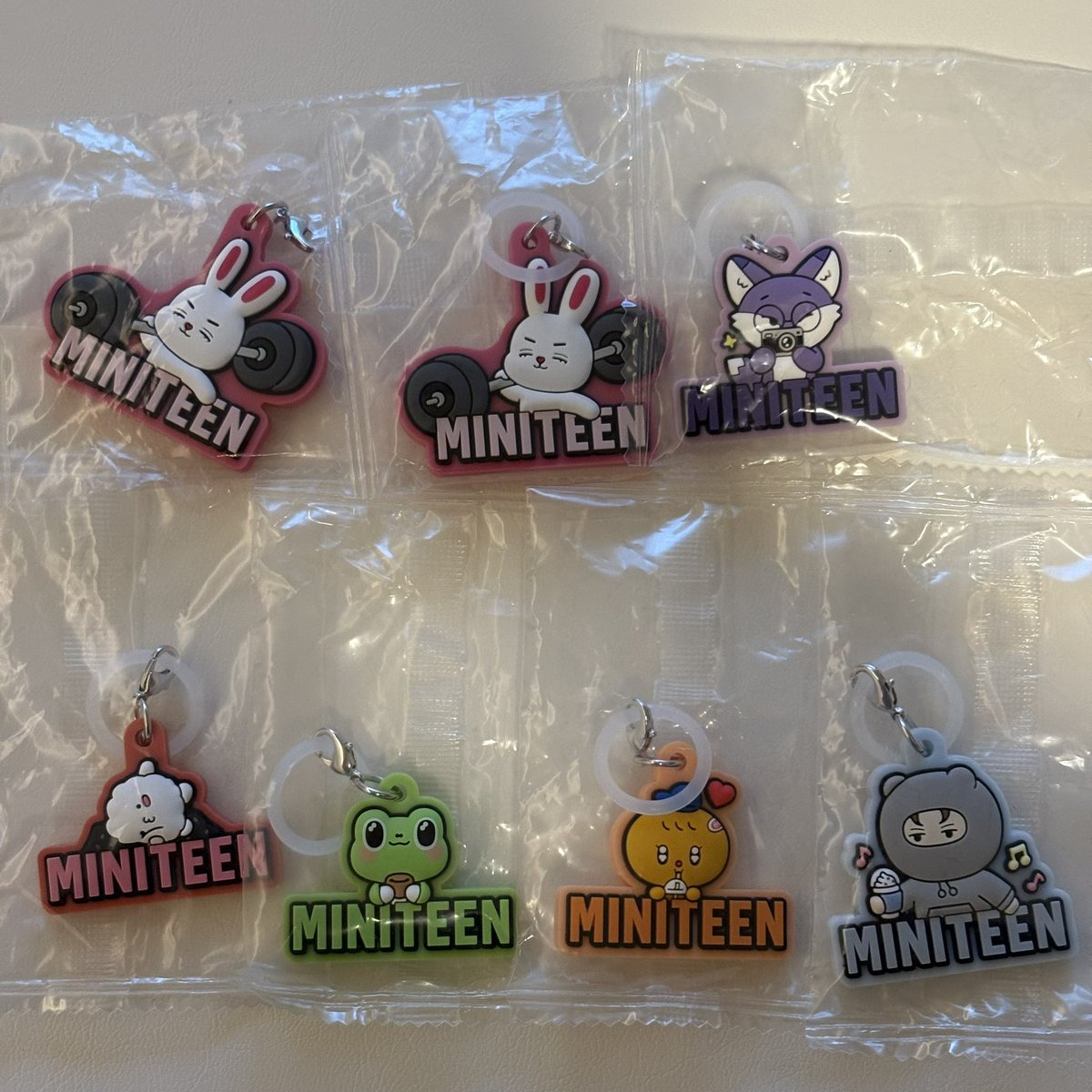 DAHYUN_WHITE's tweet photo. SEVENTEEN セブチ miniteen ミニティーン ガチャ ぷっくりめじるしアクセサリー めじるし 交換

譲）エスクプス ウォヌ ウジ ミンハオ スングァン バーノン

求）ジョンハン,ミンギュ
　　ウォヌは他キャラと纏めて優先
　　異種 めじるし等

郵送または福岡手渡し
リプライよりお声掛けお願いします🙇 https://t.co/Z8efhfYjrt