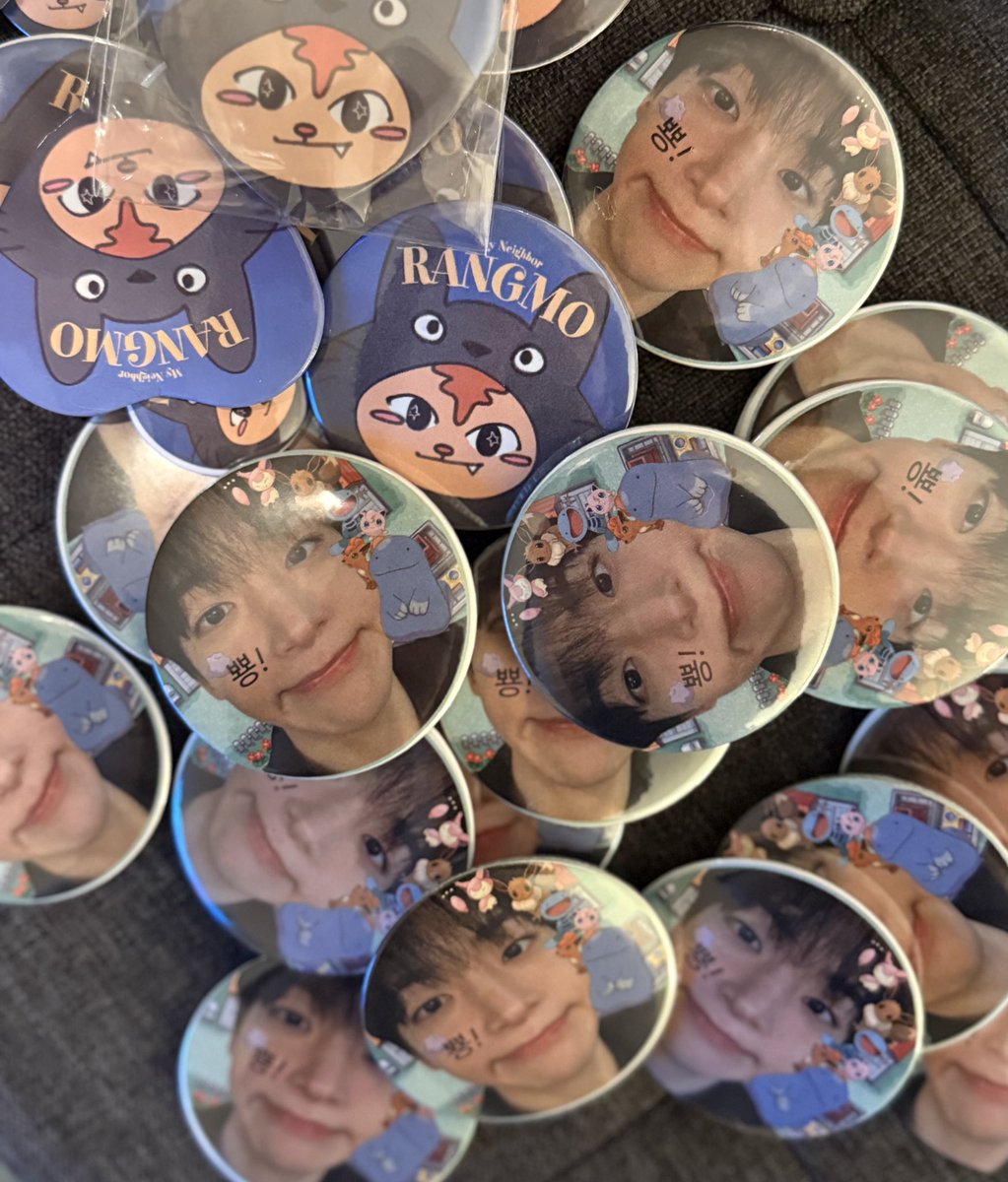 kidultcomplex's tweet image. 2026 CRAVITY FANCON VITY FESTA
크래비티 팬콘 양일 나눔합니다🥰
freebies / giveaway

일시: 2/7-2/8

정모 큰 캔배지 + 토토로 랑모 캔배지 + 기타 핔: 20게

장소 및 시간: 당일 공지  

RT 부탁드립니다 🥹