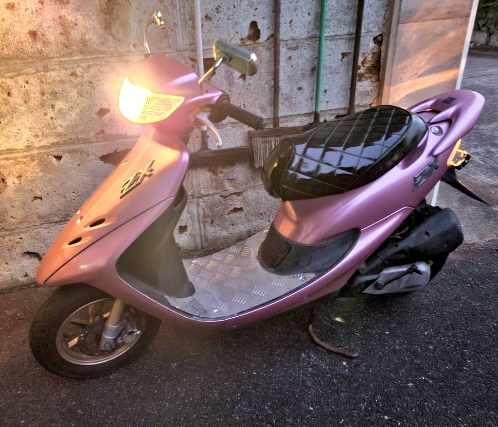 ライブディオzx売ります 自賠責保険残り一年分ありで8万です