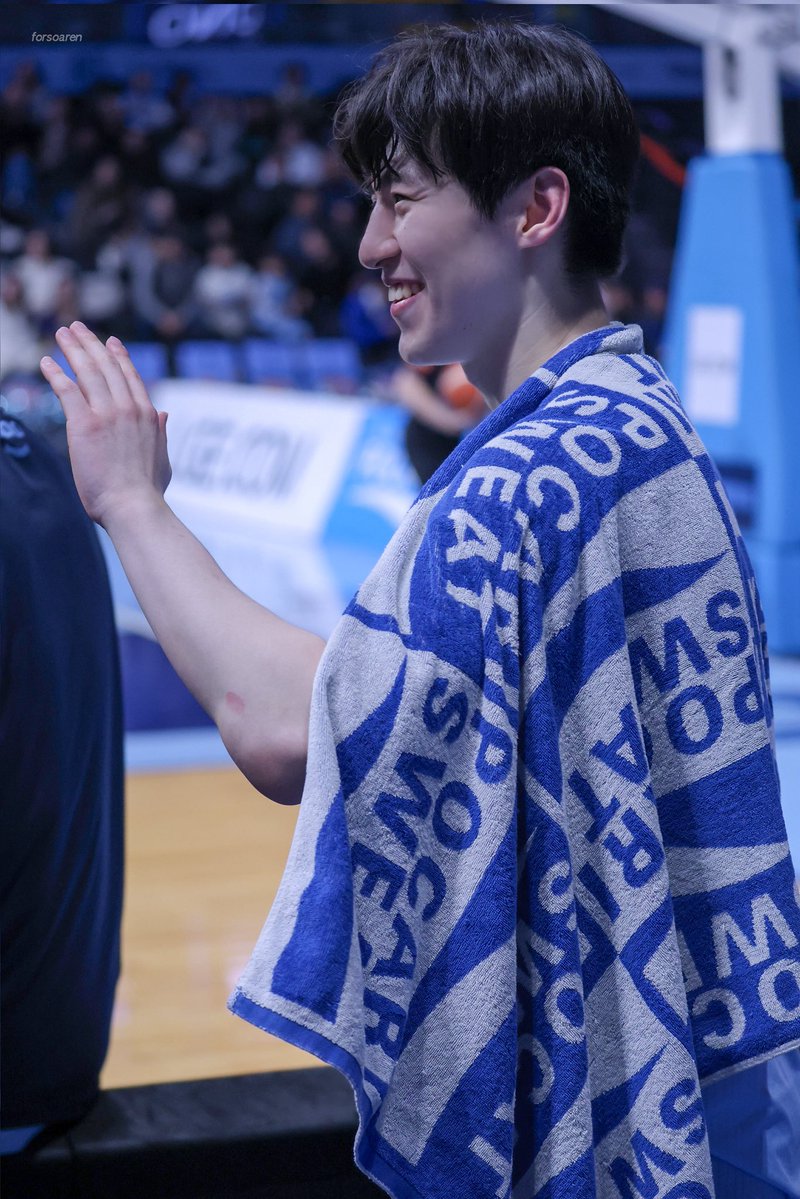 정현아 지훈이 예뻐죽겟지 나도 마찬가지야 ....
근데 님 못따라갈듯

260127 #이정현 #작정현