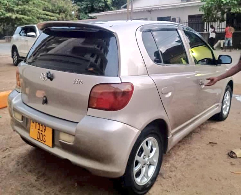 Eng_Matarra's tweet image. VITZ RS 🔥 🔥 

REG" #DDS

▪️Cc. 1490
▪️Full Ac 🌧
▪️Engine-1Nz 
▪️Sport Rims 🛞 
▪️Android Tv 🖥 🎶 
▪️Full Documents ✅️ 

#BEI - MIL 6.8

IPO DAR 

CALL 📞 📲-0793022184
WHATSAPP-0719542184